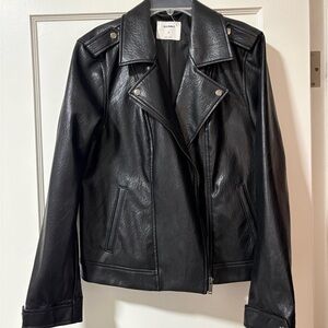 Old Navy Women's Classic Black Leather Jacket
